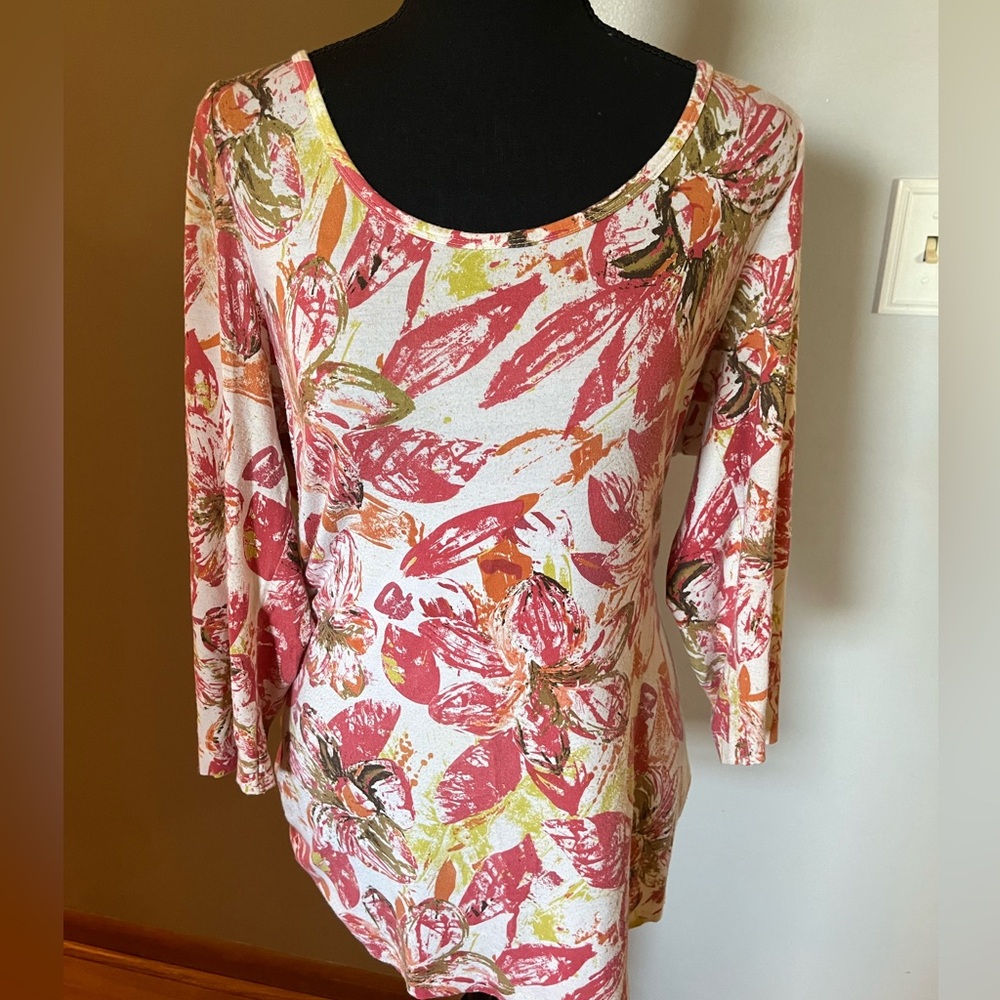 CAbi Splashy‎ Floral Tee Style #886 Size L